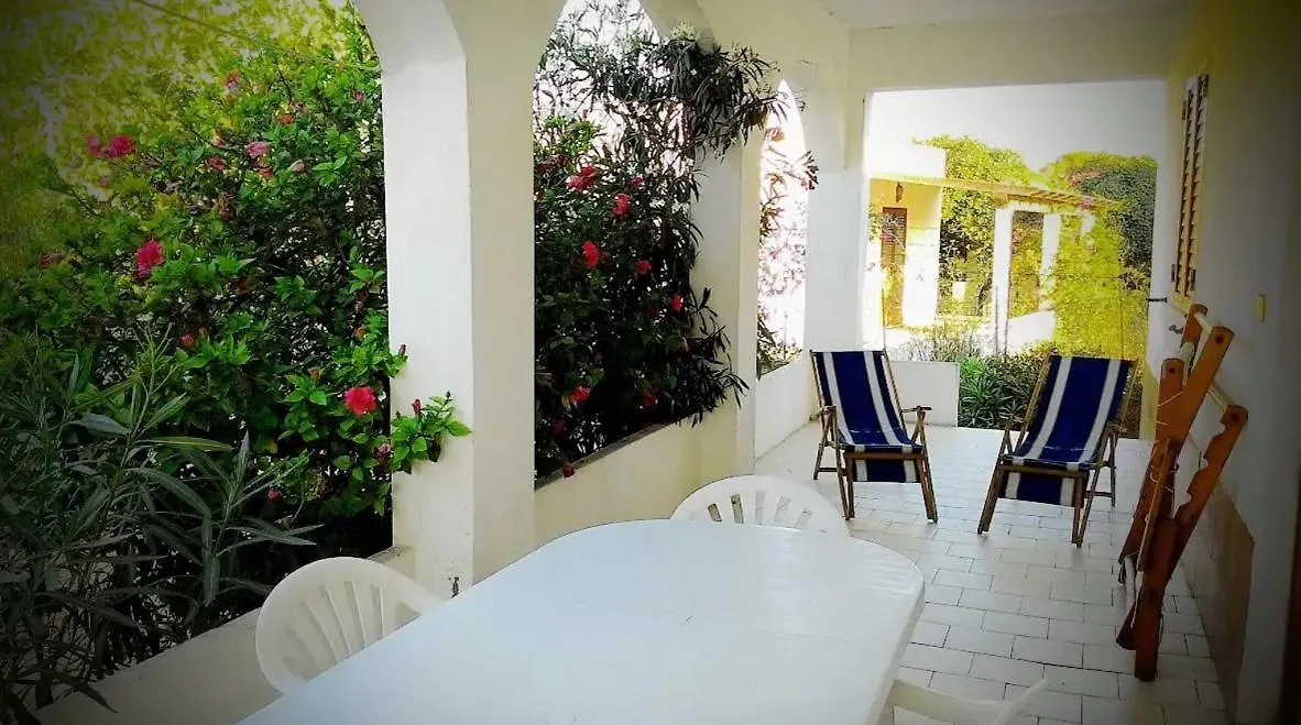 Apartment Appartamento Con Giardino Lampedusa Italy